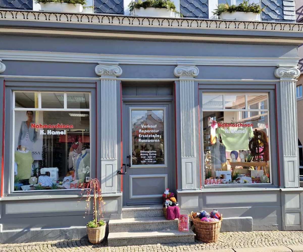 Aussenansicht Laden Hamel Naehmaschinen